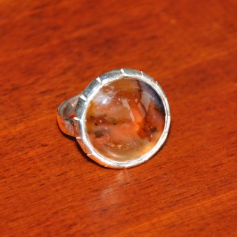 СРЕБЪРЕН ПРЪСТЕН С АХАТ „РАБОВО“